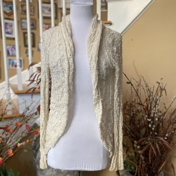 Anthropologie Sweaters - Anthropologie Knitted & Knotted XS Ivory Open Knit Cardigan.